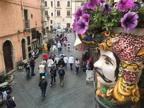 La casa di Alessandra Giardini Naxos Appartamento