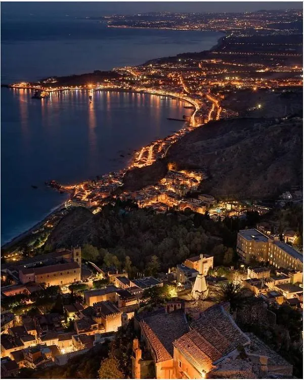 La casa di Alessandra Giardini Naxos