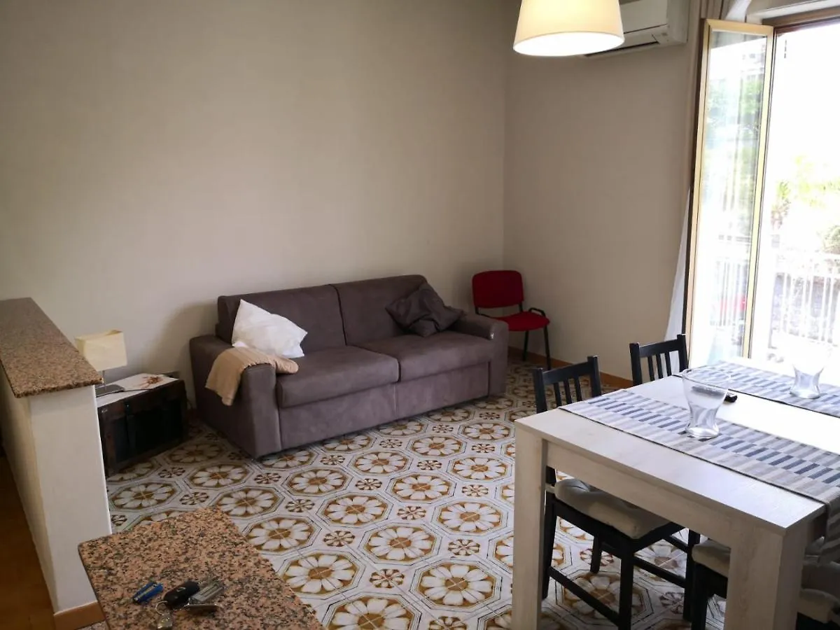 La casa di Alessandra Giardini Naxos Italia